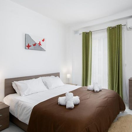Sea View Apartment 2 Bedrooms 2 Bathrooms, 2 Minutes Away From The Sea Saint Julian's Εξωτερικό φωτογραφία