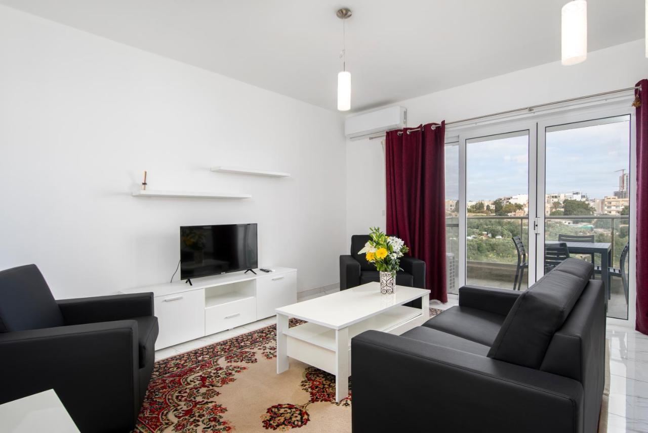 Sea View Apartment 2 Bedrooms 2 Bathrooms, 2 Minutes Away From The Sea Saint Julian's Εξωτερικό φωτογραφία