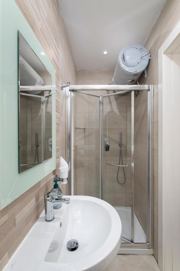 Sea View Apartment 2 Bedrooms 2 Bathrooms, 2 Minutes Away From The Sea Saint Julian's Εξωτερικό φωτογραφία